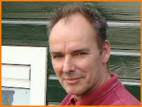 Kees Mol. Eigenaar beste jonge duif Afdeling 10 NON 2008